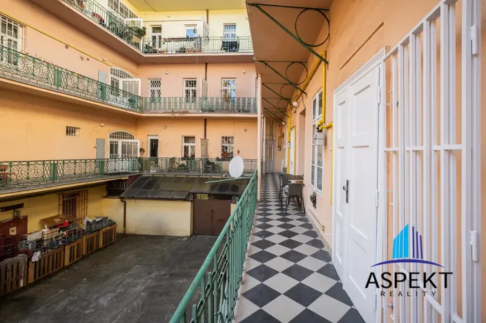 Pronájem bytu 1+kk, Praha - Vinohrady, Jana Masaryka, 32 m2