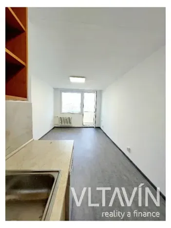 Pronájem bytu 2+kk, Praha - Kobylisy, Mirovická, 40 m2