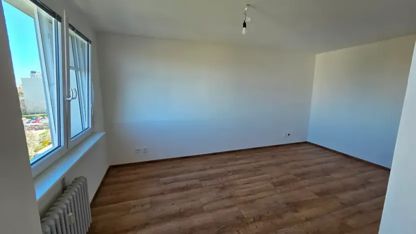 Prodej bytu 1+kk, Praha - Háje, Hekrova, 30 m2