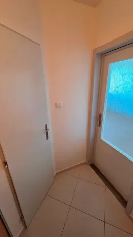 Prodej bytu 1+kk, Praha - Háje, Hekrova, 30 m2