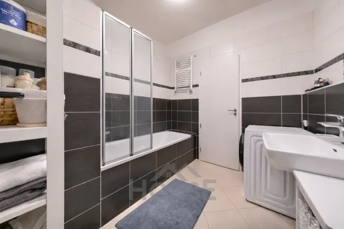 Prodej bytu 2+kk, Praha - Vysočany, Pod Harfou, 53 m2