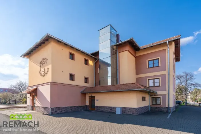 Pronájem bytu 2+kk, Uherské Hradiště, Na Stavidle, 50 m2