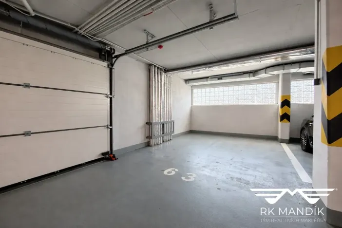 Prodej garáže, Praha - Letňany, Tupolevova, 17 m2