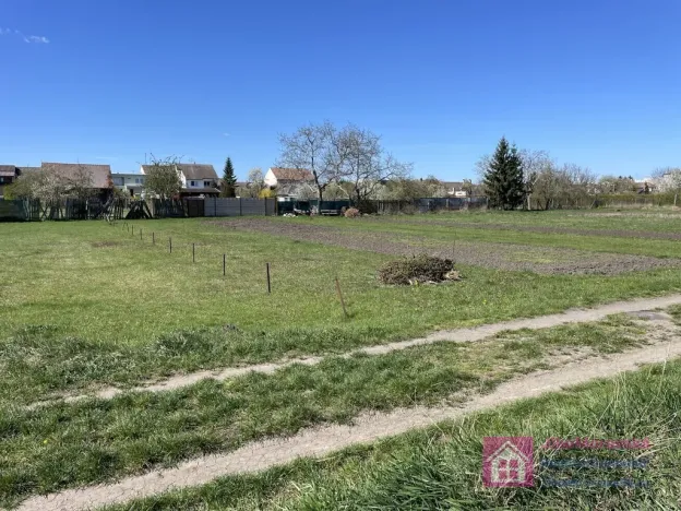 Prodej pole, Břeclav - Poštorná, 369 m2