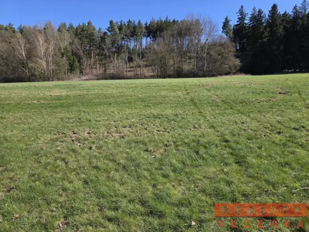 Prodej pozemku pro bydlení, Komárov, 1061 m2