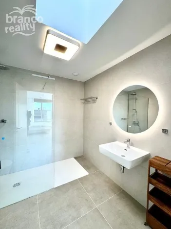 Prodej bytu 4+kk, La Tejita, A Coruna, Španělsko, 110 m2