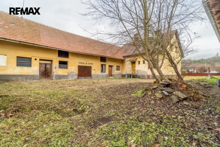 Prodej zemědělské usedlosti, Vrchotovy Janovice, 435 m2