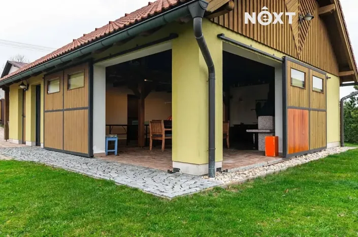 Prodej rodinného domu, Stará Paka, 230 m2