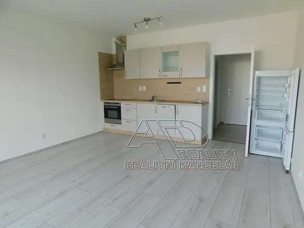 Pronájem bytu 1+kk, České Budějovice, Na Zlaté stoce, 31 m2