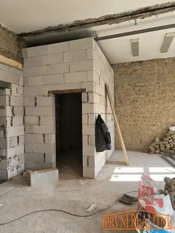 Prodej bytu 2+kk, Bystřice pod Hostýnem, Schwaigrovo nám., 48 m2
