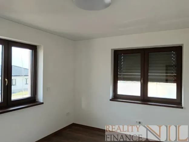 Pronájem rodinného domu, Hradec, 121 m2