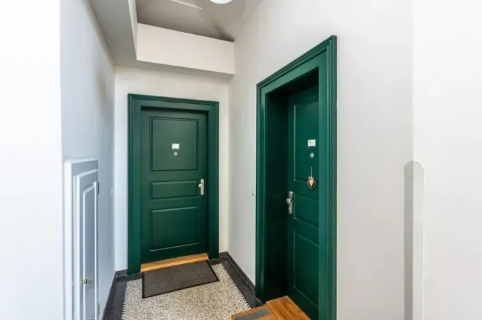 Pronájem kanceláře, Praha - Karlín, Křižíkova, 53 m2