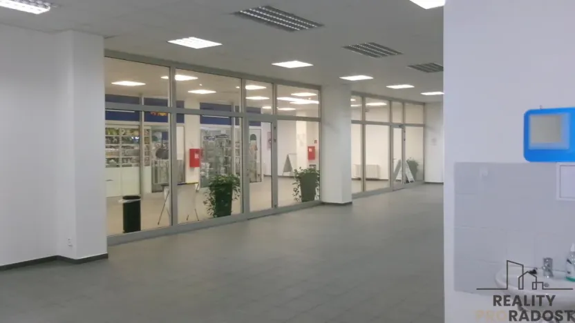 Pronájem obchodního prostoru, Brno - Bystrc, 150 m2