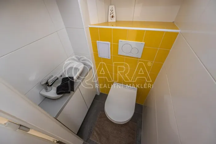 Pronájem bytu 1+1, Praha - Holešovice, Přístavní, 34 m2