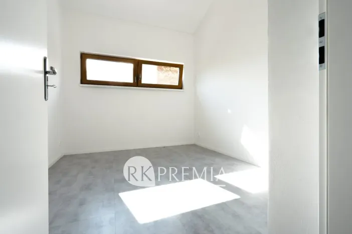 Pronájem bytu 2+kk, Teplice, Revoluční, 56 m2