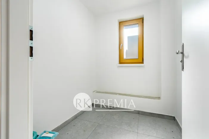 Pronájem bytu 2+kk, Teplice, Revoluční, 56 m2