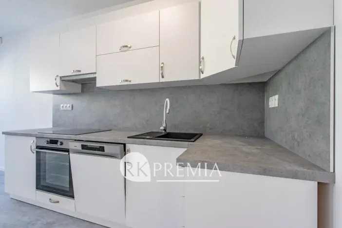 Pronájem bytu 2+kk, Teplice, Revoluční, 56 m2