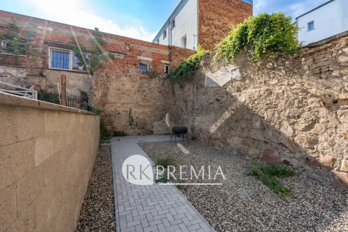 Pronájem bytu 2+kk, Teplice, Revoluční, 56 m2