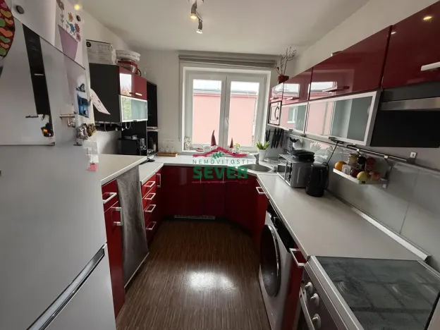 Prodej bytu 3+1, Chomutov, Mostecká, 69 m2