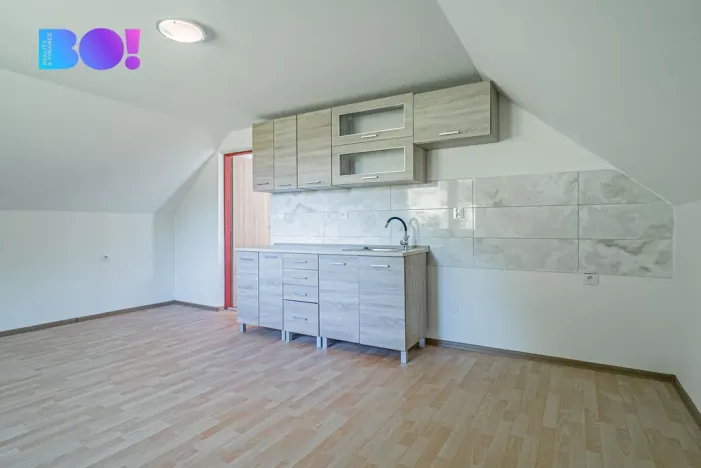 Prodej rodinného domu, Hutisko-Solanec - Solanec pod Soláněm, 180 m2