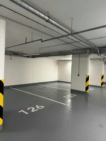 Pronájem garážového stání, Praha - Žižkov, Jana Želivského, 13 m2