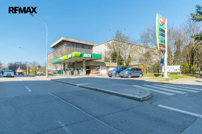 Prodej garážového stání, Praha - Podolí, Milevská, 12 m2