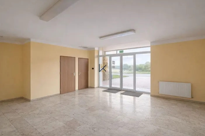 Pronájem kanceláře, Praha - Hostivař, V Chotejně, 407 m2