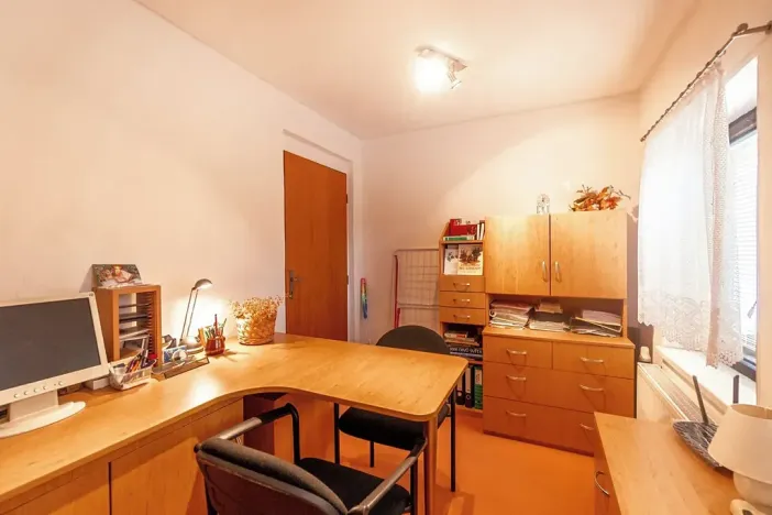 Prodej rodinného domu, Křesín, 151 m2