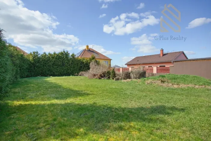 Prodej rodinného domu, Radovesice, 520 m2