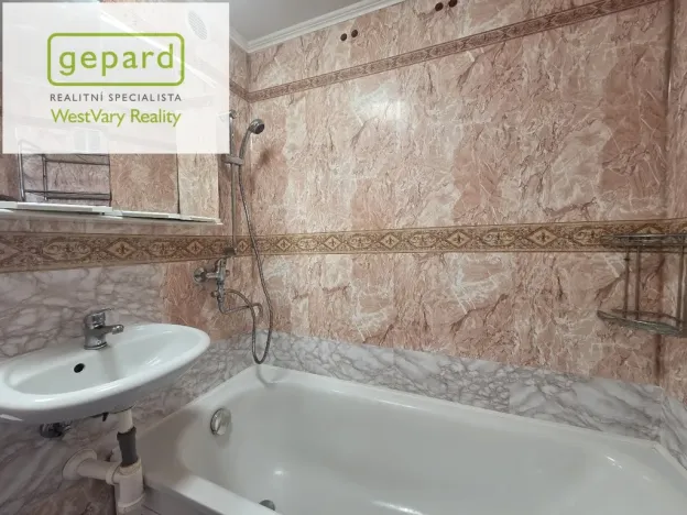 Prodej bytu 2+1, Hroznětín, Sídliště, 64 m2