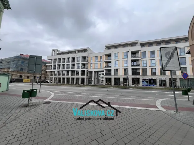 Pronájem bytu 3+kk, Kroměříž, Velehradská, 89 m2