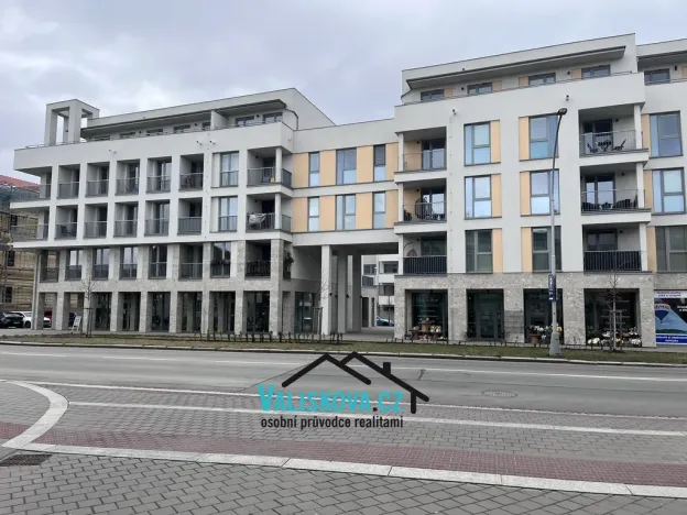 Pronájem bytu 3+kk, Kroměříž, Velehradská, 89 m2