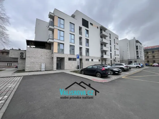 Pronájem bytu 3+kk, Kroměříž, Velehradská, 89 m2