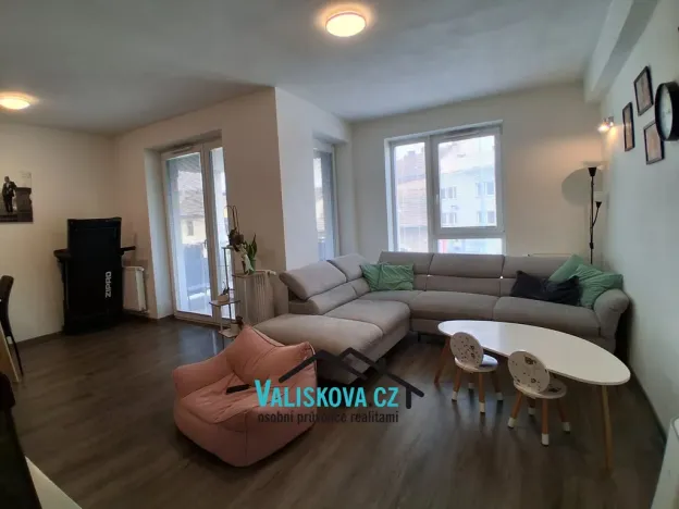 Pronájem bytu 3+kk, Kroměříž, Velehradská, 89 m2
