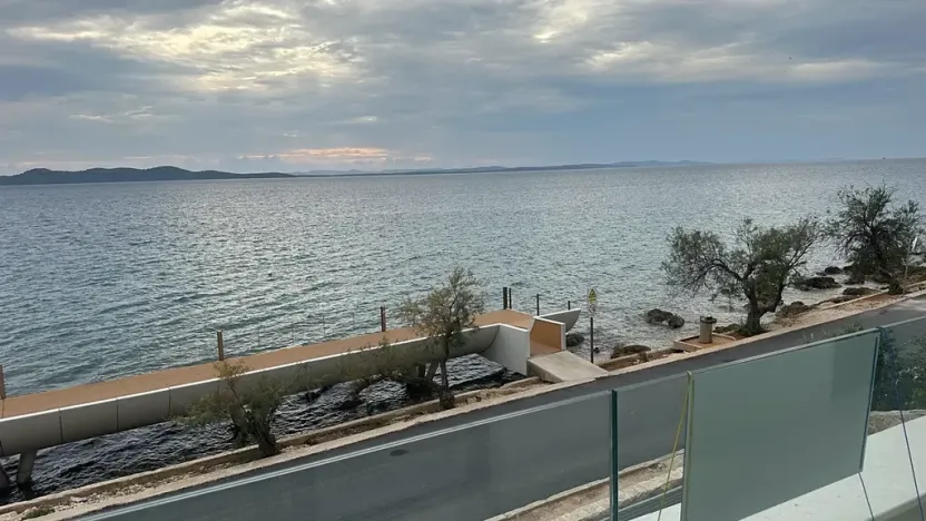 Prodej vily, Zadar, Chorvatsko, Krešimirova obala, 242 m2