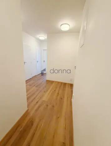 Pronájem bytu 3+kk, Praha, V dolině, 59 m2