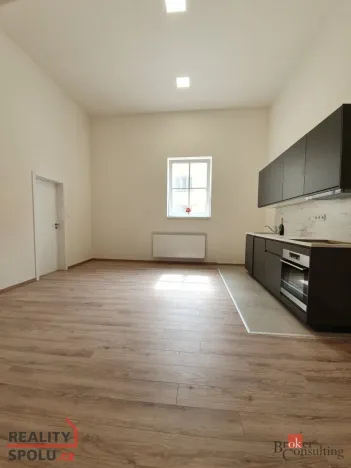Pronájem bytu 1+kk, Hlučín, Mírové náměstí, 47 m2