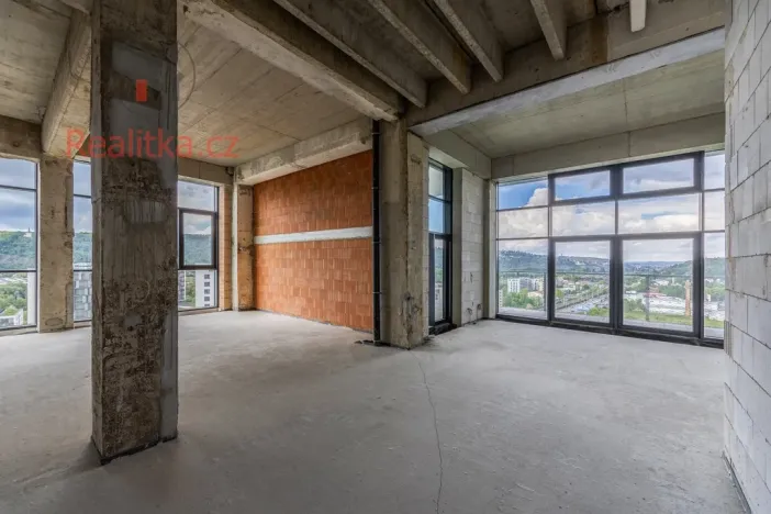 Prodej atypického bytu, Praha - Modřany, Československého exilu, 124 m2