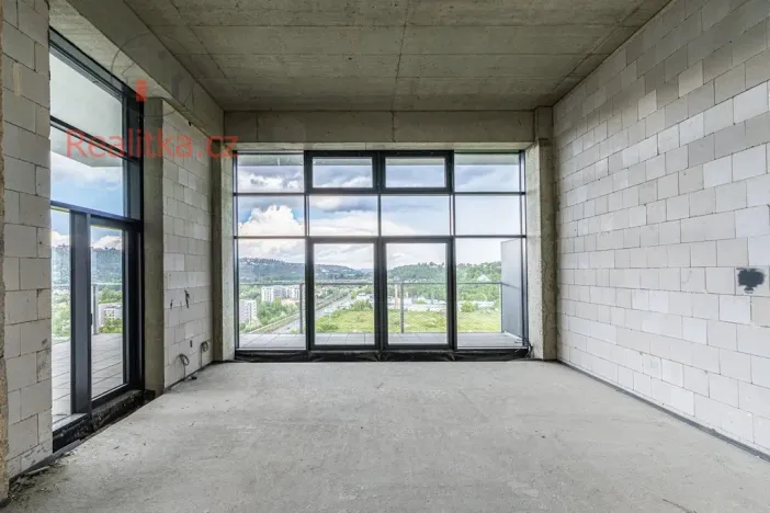 Prodej atypického bytu, Praha - Modřany, Československého exilu, 124 m2