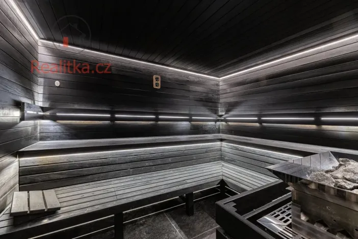 Prodej atypického bytu, Praha - Modřany, Československého exilu, 124 m2