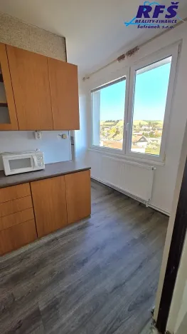 Prodej bytu 3+1, Prachovice, Bučina, 65 m2