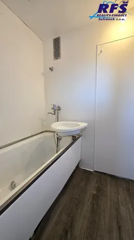 Prodej bytu 3+1, Prachovice, Bučina, 65 m2