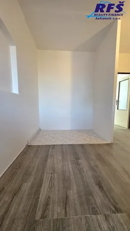 Prodej bytu 3+1, Prachovice, Bučina, 65 m2