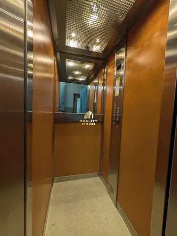 Prodej bytu 4+1, Chomutov, Jirkovská, 78 m2