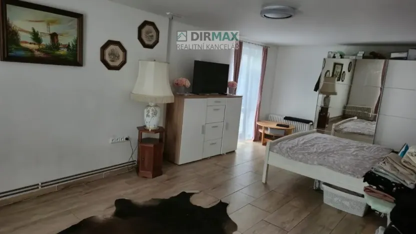 Prodej rodinného domu, Milavče, 250 m2