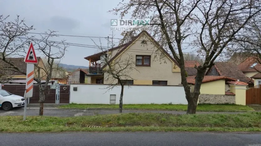 Prodej rodinného domu, Milavče, 250 m2