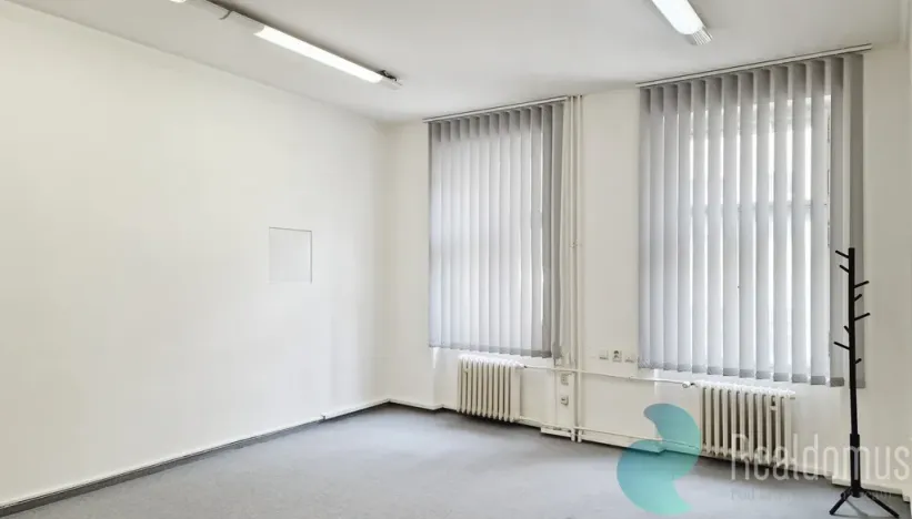 Pronájem kanceláře, Praha, Opletalova, 28 m2