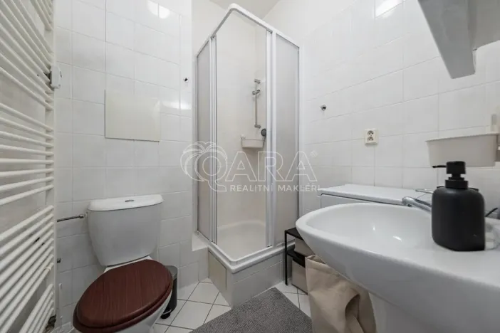 Pronájem bytu 1+kk, Praha - Záběhlice, Záběhlická, 32 m2