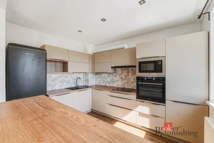 Prodej bytu 3+kk, Heřmanova Huť - Vlkýš, Revoluční, 77 m2