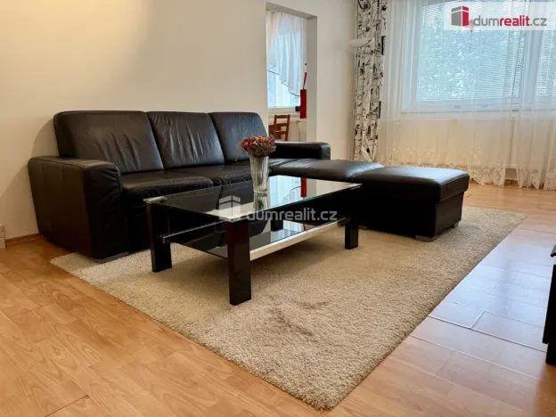 Pronájem bytu 2+1, Praha - Lhotka, Mirotická, 61 m2